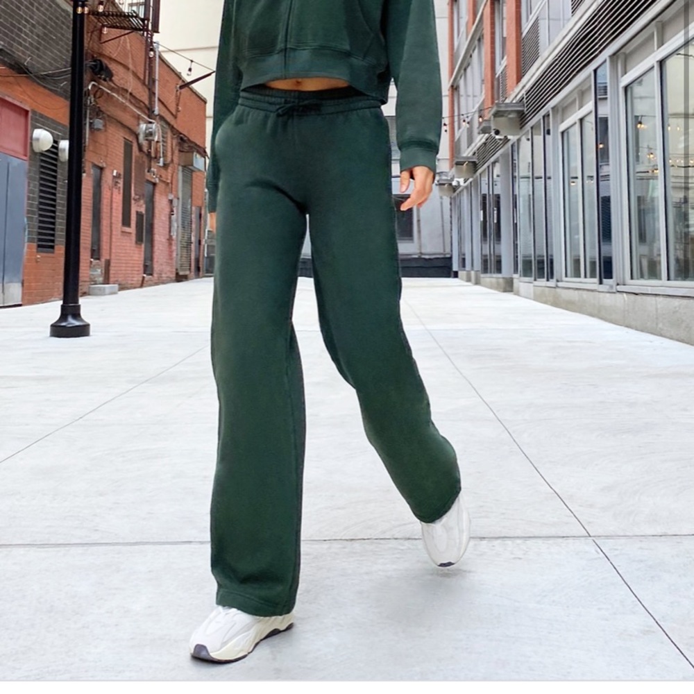 TNA Cozy Fleece Wide Leg Sweatpant